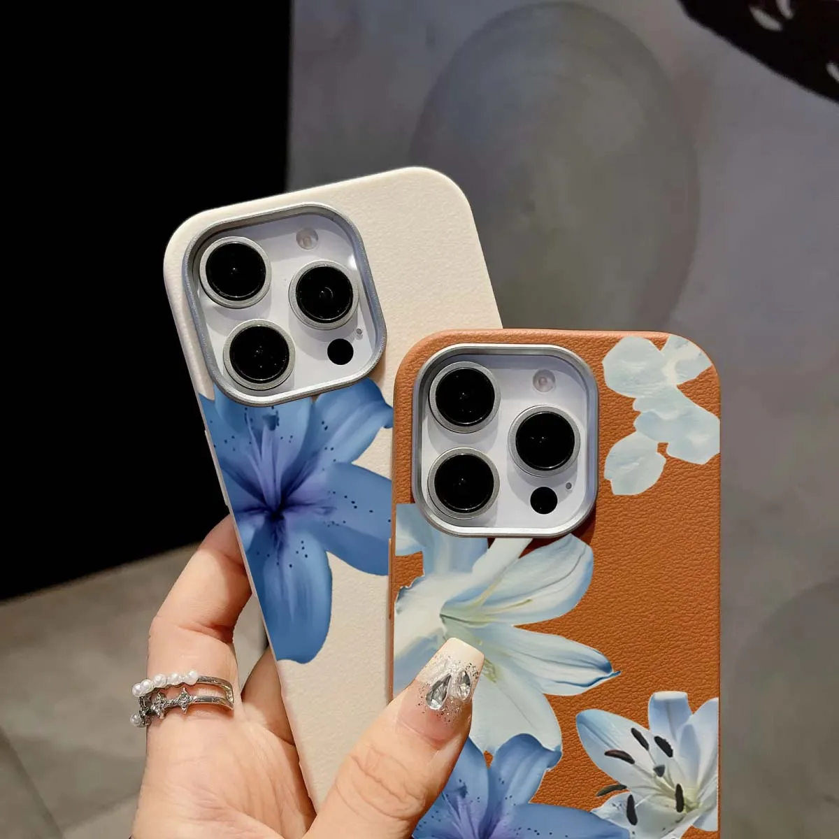 Elegant Blue Lily Fashion Patt – Phone Cases Blue recenzja i cena